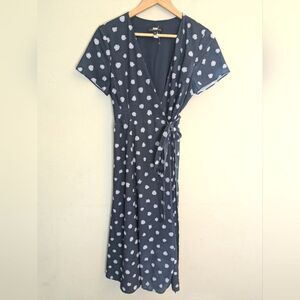 Slate And Willow Navy Ditzy Floral Wrap Dress Size M
